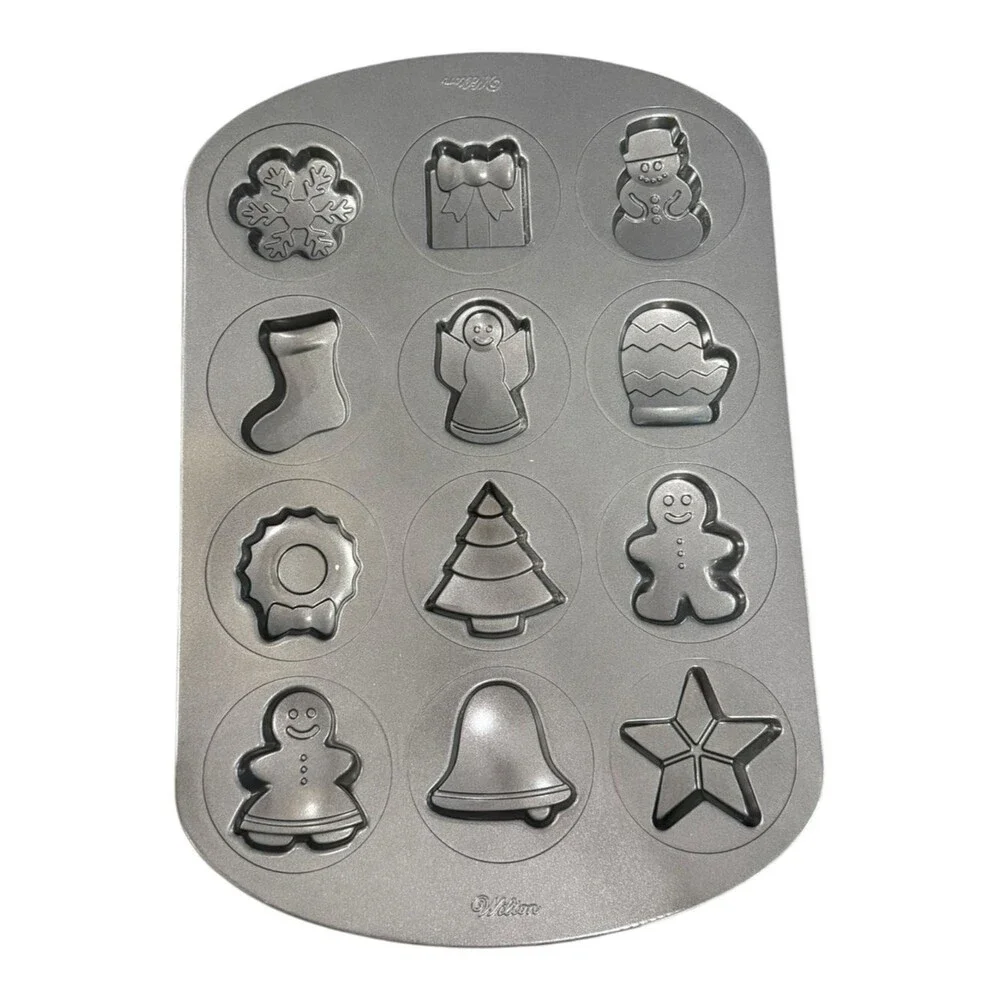 Wilton 12-Cavity Non-Stick Festive Christmas Festive Holiday Cookie Baking Pan.